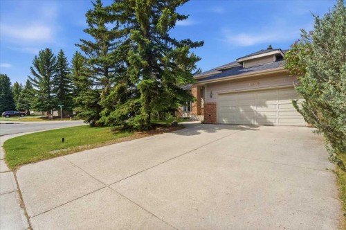 13919 Evergreen Street Sw, Calgary, AB 