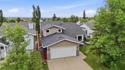 163 Macewan Meadow Way NW Calgary, AB T3K 3J1