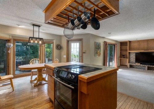 224 Edgedale Drive Nw, Calgary, AB 