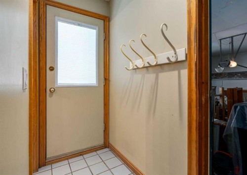 224 Edgedale Drive Nw, Calgary, AB 
