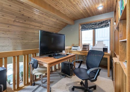 224 Edgedale Drive Nw, Calgary, AB 