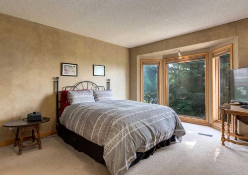 224 Edgedale Drive Nw, Calgary, AB 
