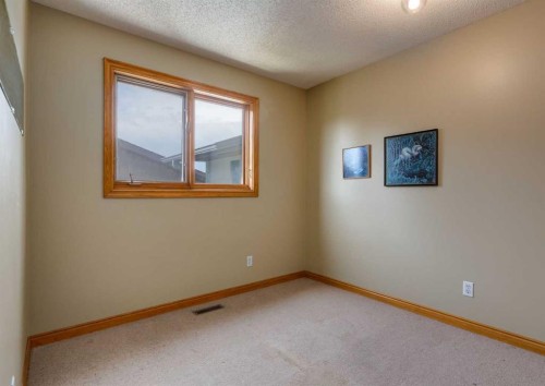 224 Edgedale Drive Nw, Calgary, AB 