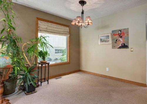 224 Edgedale Drive Nw, Calgary, AB 