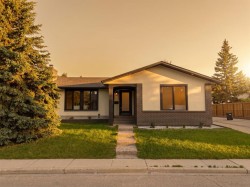 4904 Valiant Drive NW Calgary, AB T3A 1X2