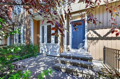 604 Auburn Bay Square Se, Calgary, AB 