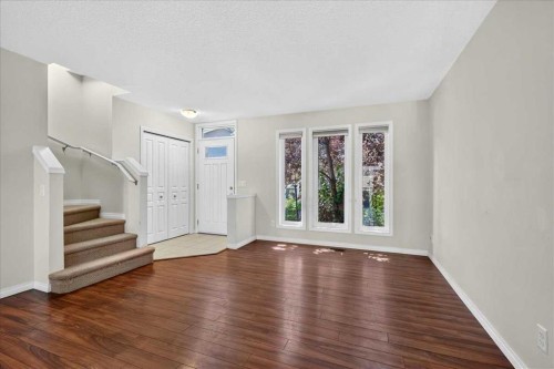 604 Auburn Bay Square Se, Calgary, AB 