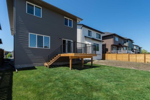 680 Coopers Crescent Sw, Airdrie, AB 