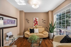 15 Valley Brook Circle NW Calgary, AB T5J 1R3