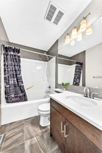 47 Sage Bluff Mews Nw, Calgary, AB 