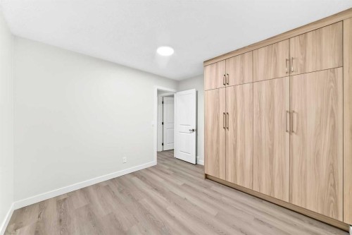 3319 Radcliffe Drive Se, Calgary, AB 