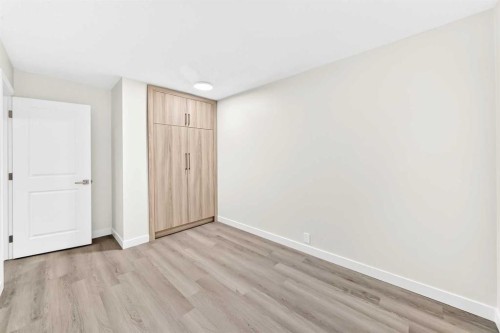 3319 Radcliffe Drive Se, Calgary, AB 