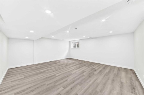 3319 Radcliffe Drive Se, Calgary, AB 
