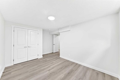 3319 Radcliffe Drive Se, Calgary, AB 
