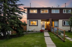 6501A Huntsbay Road NW Calgary, AB T2K 5R3