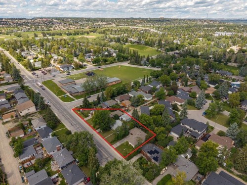 4520 26 Avenue Sw, Calgary, AB 