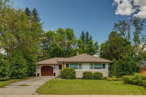 4520 26 Avenue Sw, Calgary, AB 