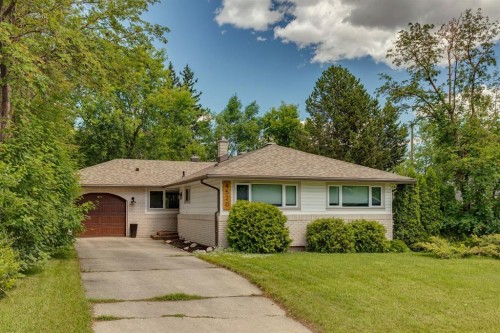 4520 26 Avenue Sw, Calgary, AB 