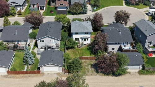 14 Easterbrook Place Se, Airdrie, AB 