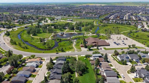 14 Easterbrook Place Se, Airdrie, AB 