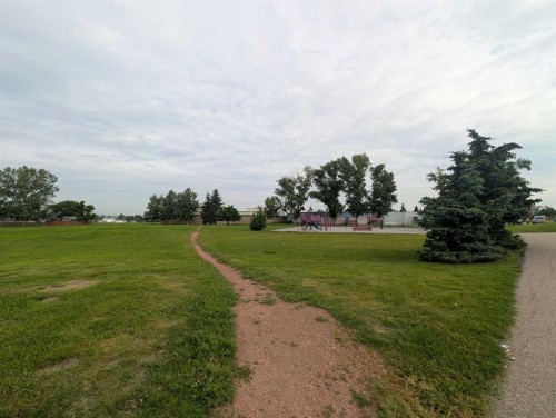 14 Easterbrook Place Se, Airdrie, AB 