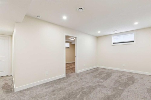 257 Cougartown Circle Sw, Calgary, AB - Indoor