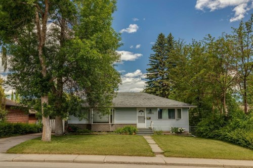 4524 26 Avenue Sw, Calgary, AB 