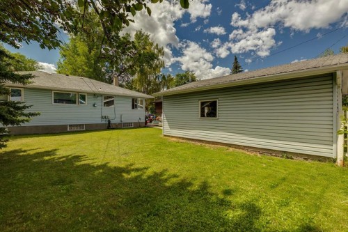 4524 26 Avenue Sw, Calgary, AB 