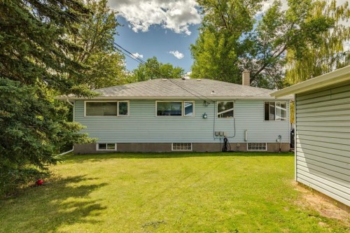 4524 26 Avenue Sw, Calgary, AB 