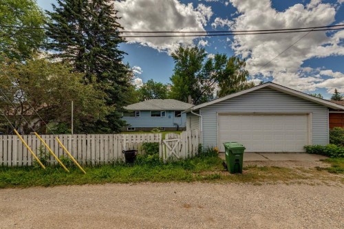 4524 26 Avenue Sw, Calgary, AB 
