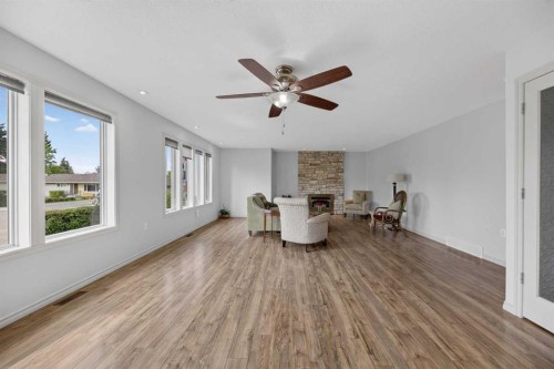 5418 43 Street, Olds, AB - Indoor