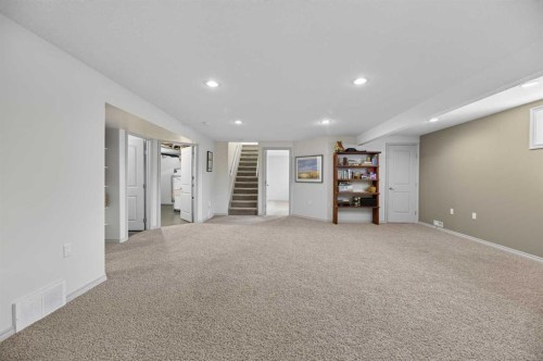 5418 43 Street, Olds, AB - Indoor Photo Showing Other Room