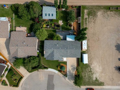 5418 43 Street, Olds, AB - Outdoor