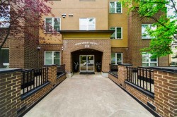 208-518 33 Street NW Calgary, AB T2N 2W4