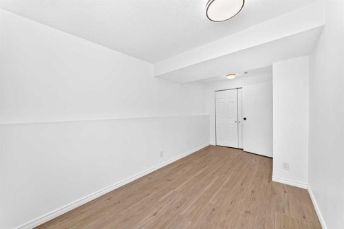 95 Eversole Crescent, Red Deer, AB - Indoor Photo Showing Other Room