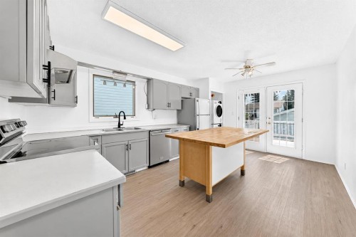 95 Eversole Crescent, Red Deer, AB 