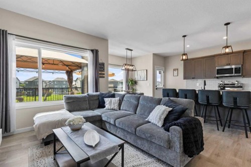 210 Knight Avenue, Crossfield, AB 