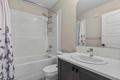 210 Knight Avenue, Crossfield, AB 