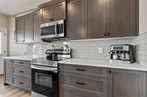 210 Knight Avenue, Crossfield, AB 