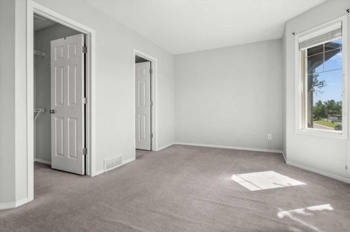 168 153 Avenue Se, Calgary, AB - Indoor Photo Showing Other Room