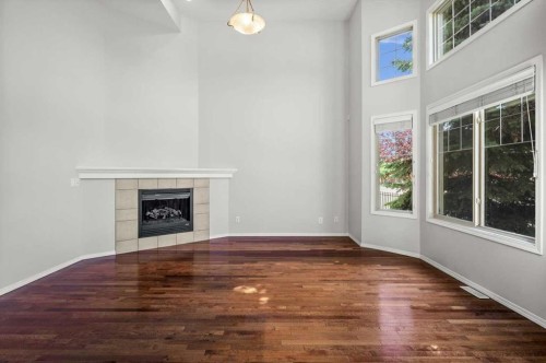 168 153 Avenue Se, Calgary, AB - Indoor With Fireplace