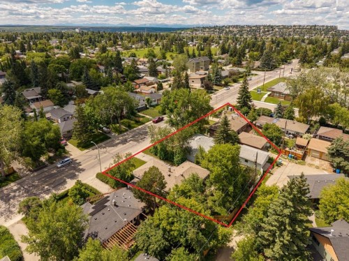 4528 26 Avenue Sw, Calgary, AB 