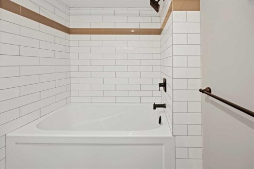 4 Richards Crescent, Olds, AB - Indoor