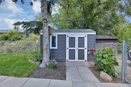 4 Richards Crescent, Olds, AB - Outdoor