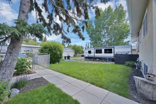 4 Richards Crescent, Olds, AB - Outdoor