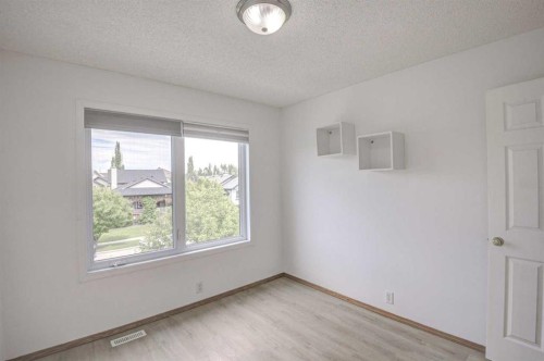 23 Prestwick Cove Se, Calgary, AB 