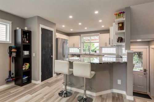 181 Tuscany Valley Green Nw, Calgary, AB 