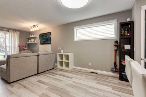181 Tuscany Valley Green Nw, Calgary, AB 