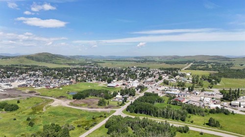 304 Main Street, Diamond Valley, AB 