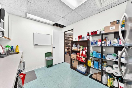 4722 1 Street Sw, Calgary, AB 